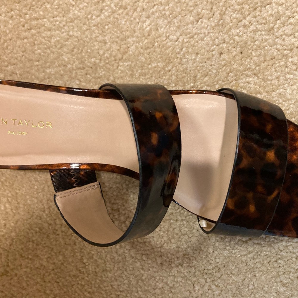 Ann Taylor Brown Sandals with Tortoiseshell Straps